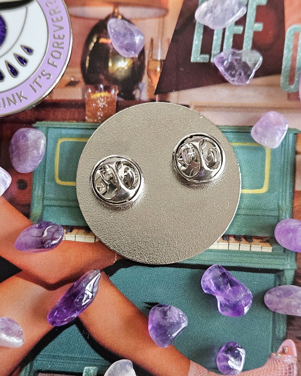 Elizabeth Taylor Enamel Pin