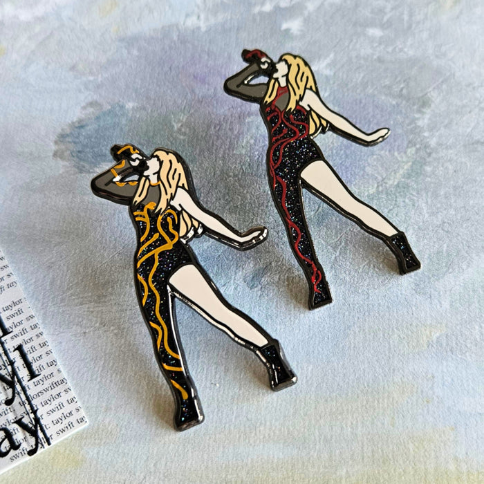 Rep Outfit Enamel Pin (gold)