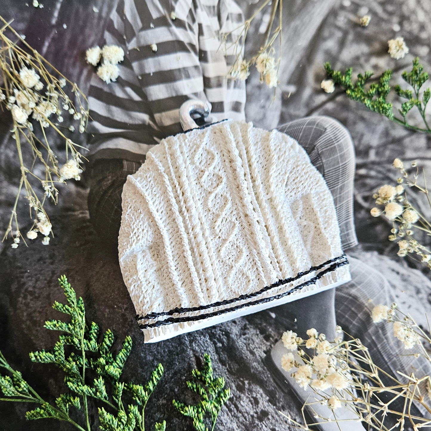Cardigan Ornament