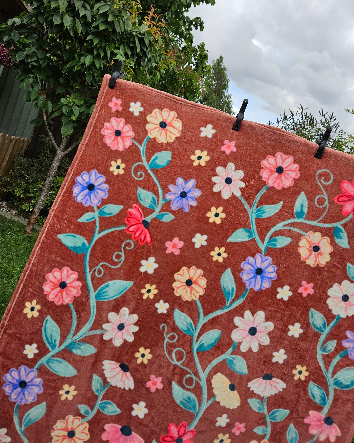 Acoustic Piano Flowers Fleece Blanket