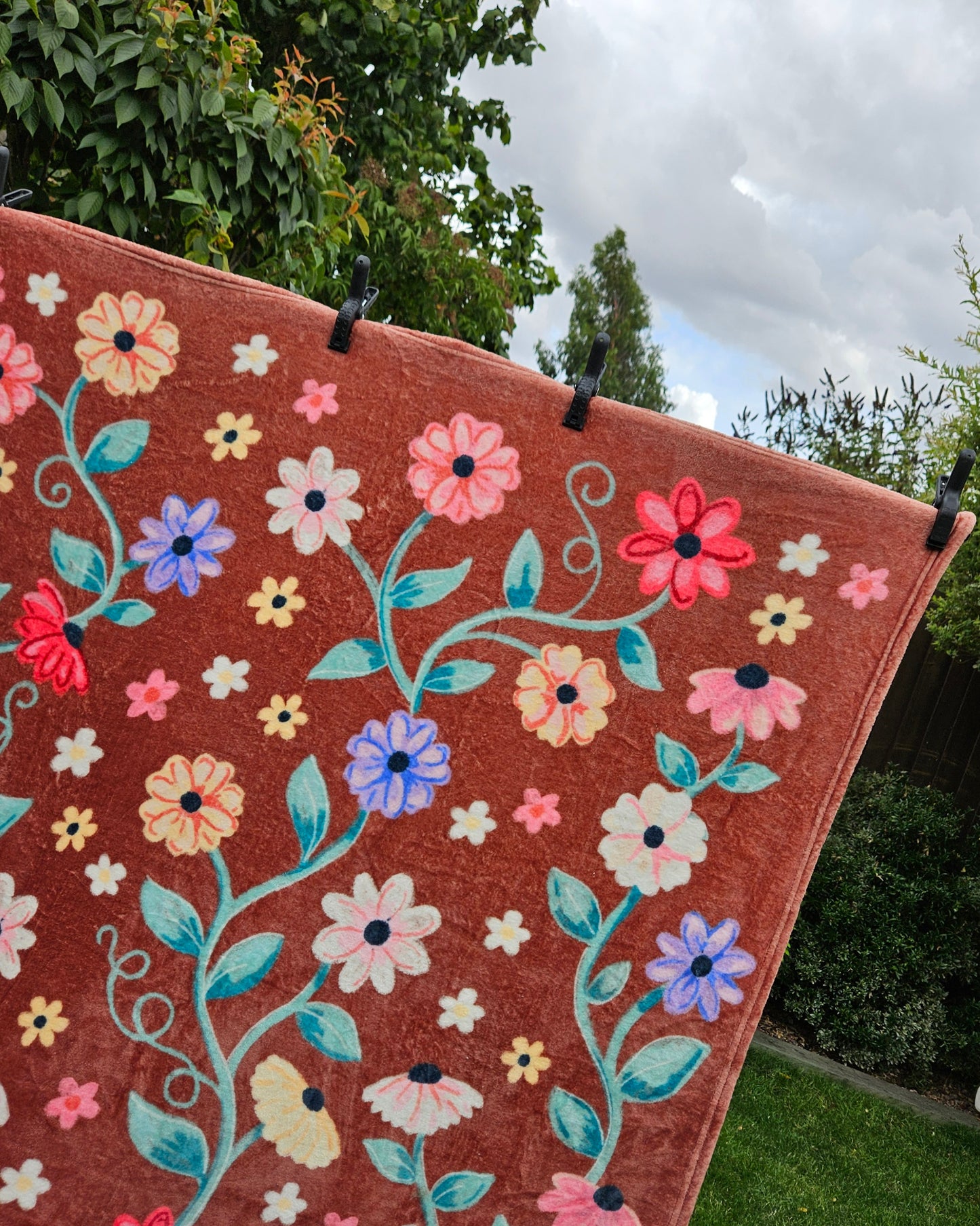 Acoustic Piano Flowers Fleece Blanket