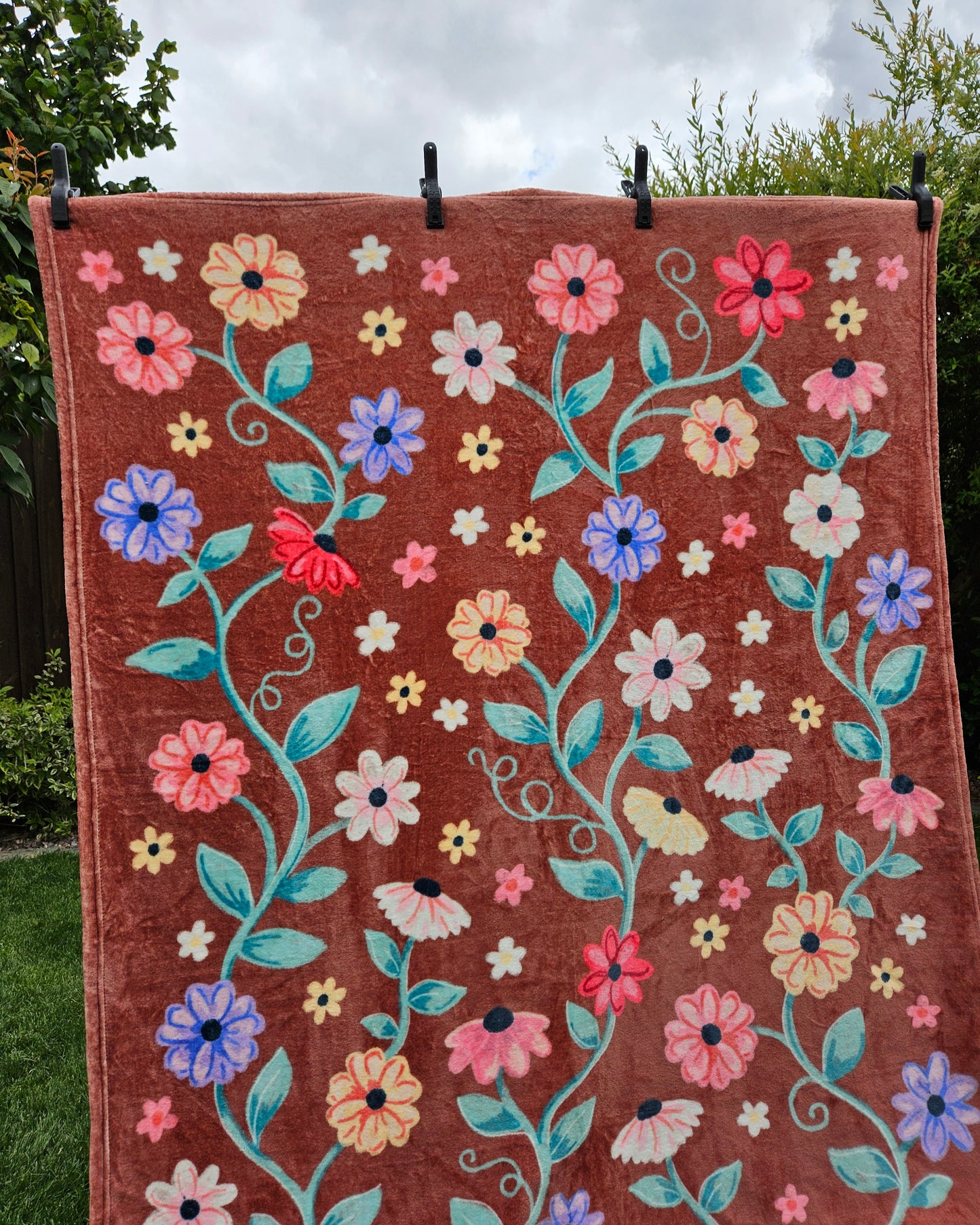 Acoustic Piano Flowers Fleece Blanket