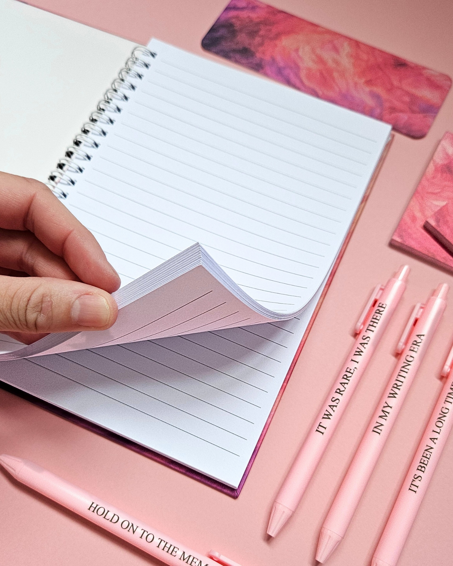 Fan Shell Notebook/Sticky Notes/Bookmarks/Pens