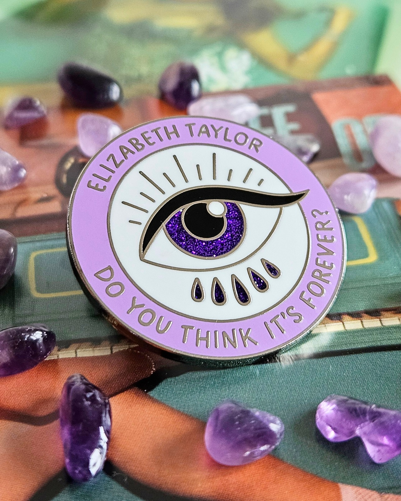 Elizabeth Taylor Enamel Pin