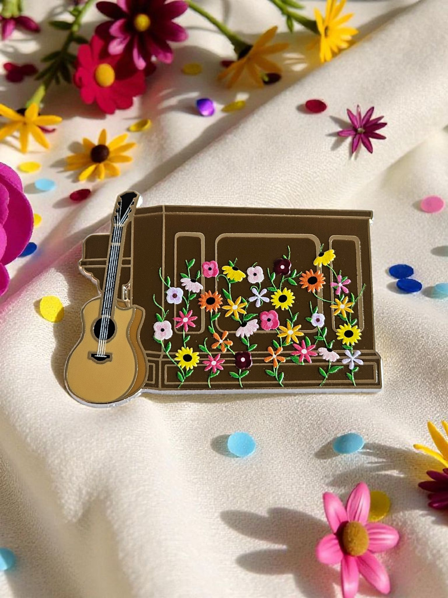Eras Acoustic Piano Enamel Pin