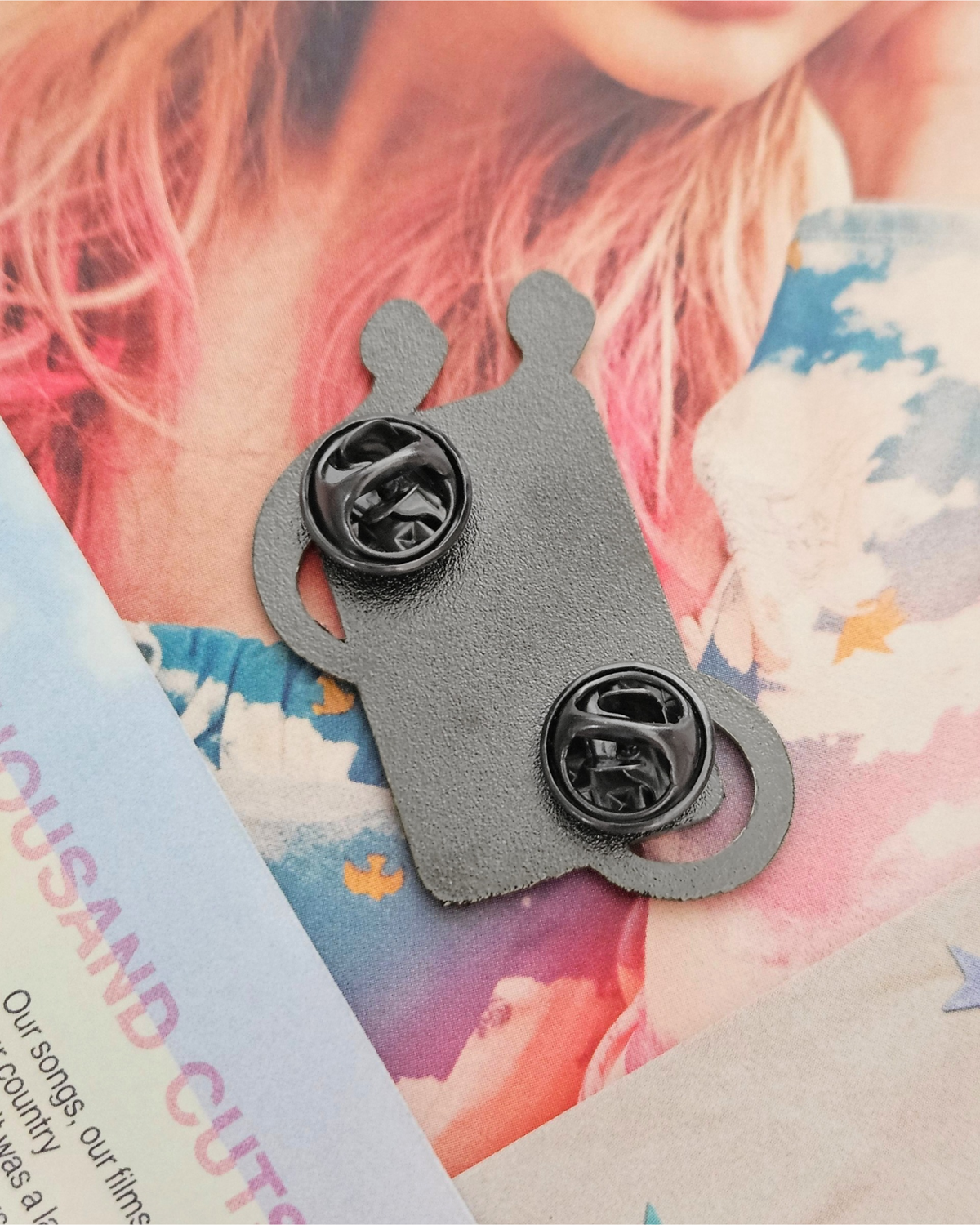 Lover Ipod Enamel Pin
