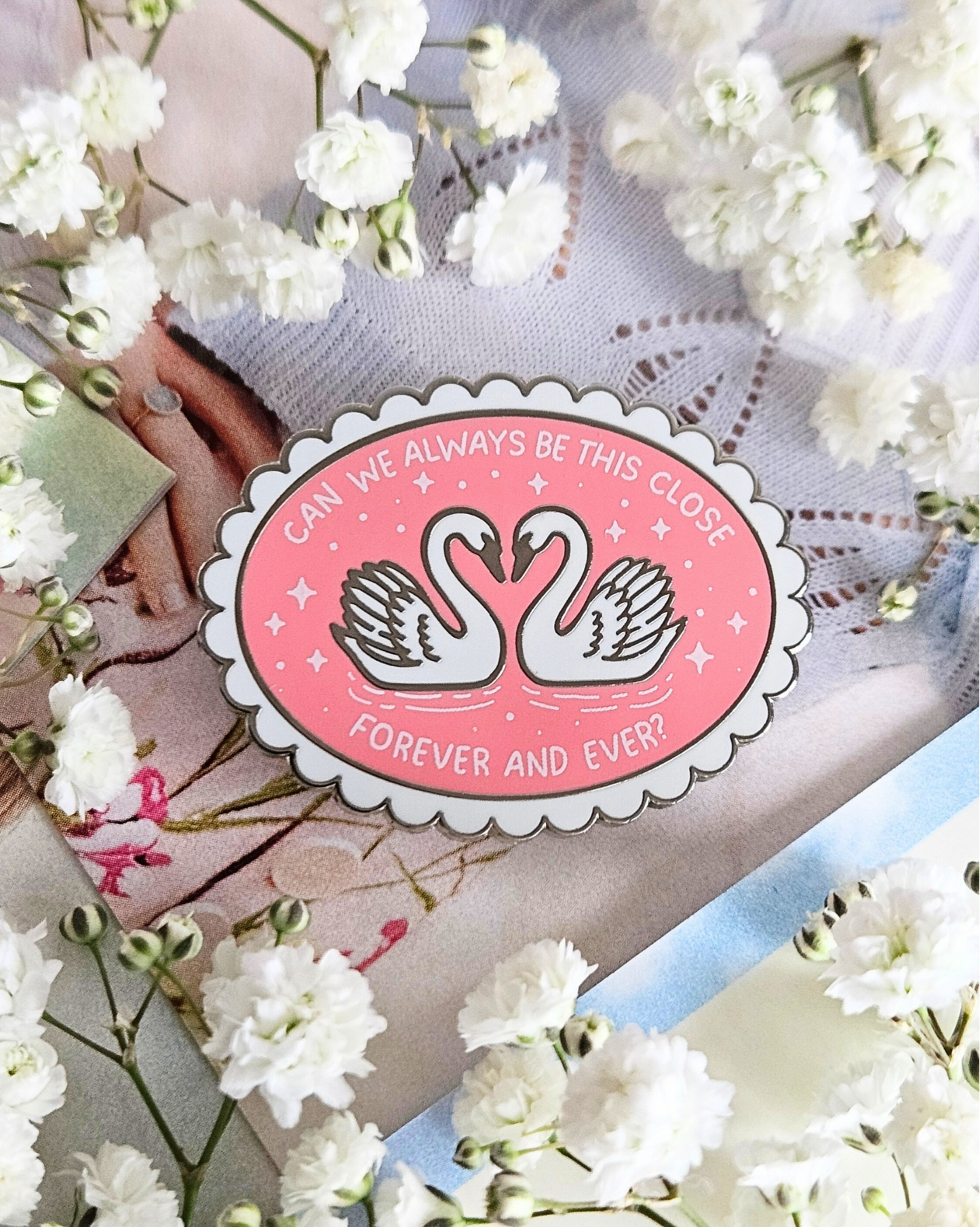 Lover Swans Enamel Pin